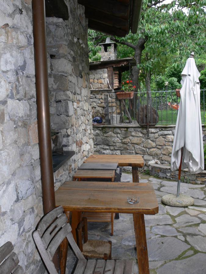 Montalto LigureIl Cappellaio Matto住宿加早餐旅馆 外观 照片
