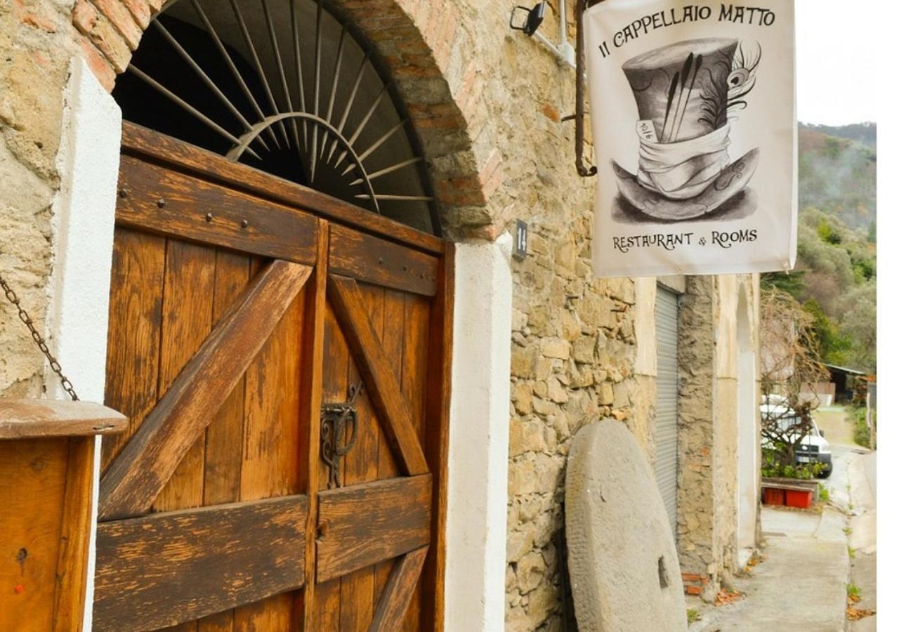 Montalto LigureIl Cappellaio Matto住宿加早餐旅馆 外观 照片