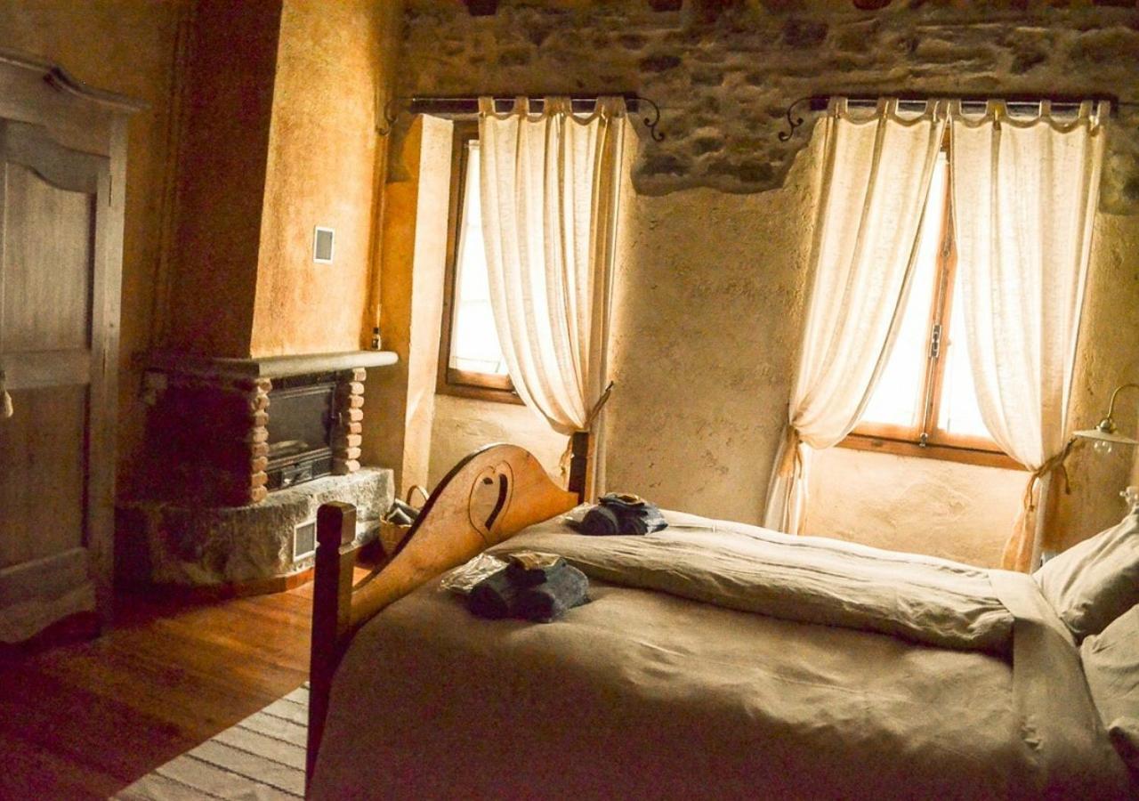 Montalto LigureIl Cappellaio Matto住宿加早餐旅馆 外观 照片